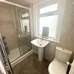 Maisonette Gloucester Rd